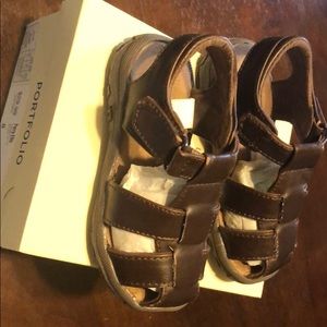 Perry Ellis toddler sandals